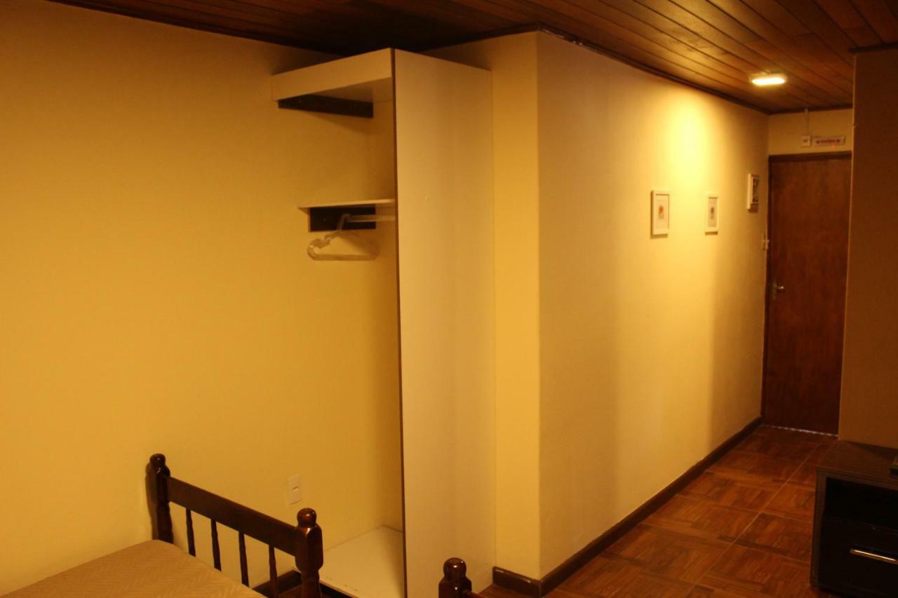 Pousada Tras Os Montes São Bento do Sapucaí Extérieur photo